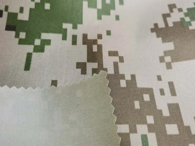 Digital Camo Typis 420d Polyester Oxford Fabric cum Transparent PVC Coated pro Sacculi